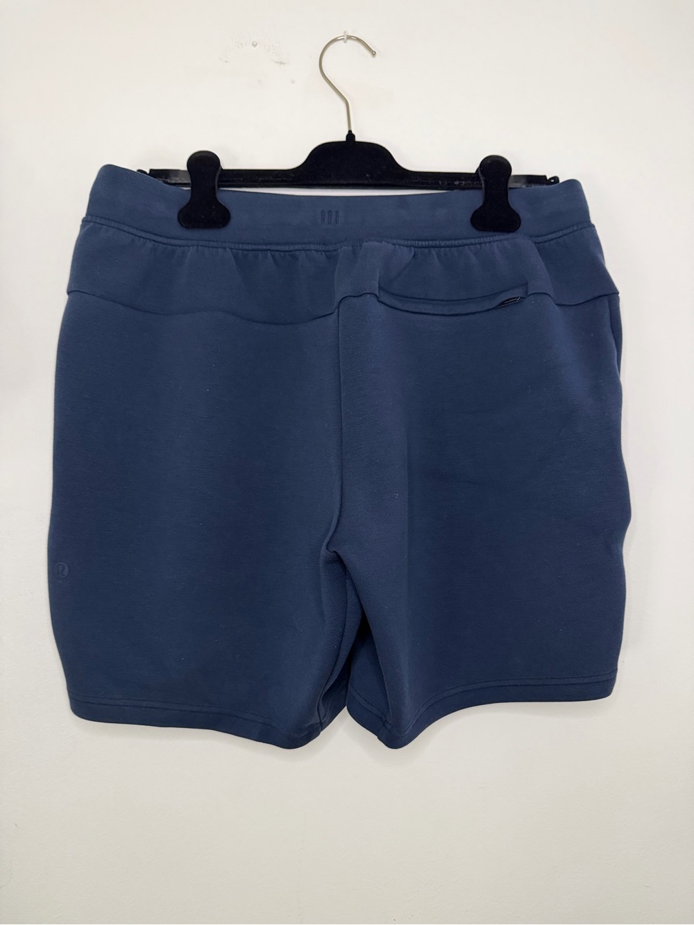 lululemon athletica Men's Navy Performance Shorts - Picture 2 of 7